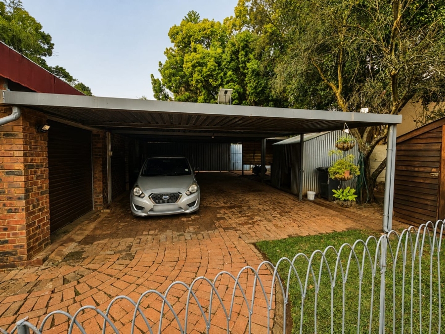 5 Bedroom Property for Sale in Murrayfield Gauteng
