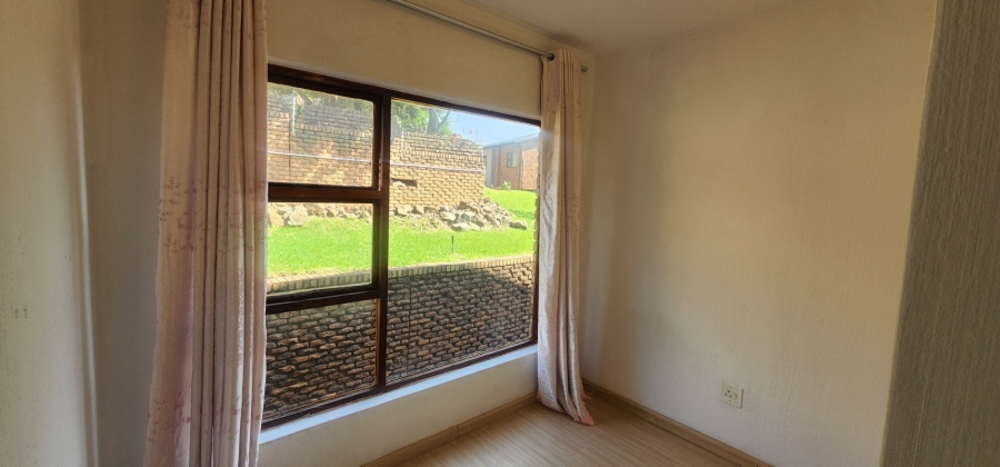 To Let 3 Bedroom Property for Rent in Bassonia Gauteng