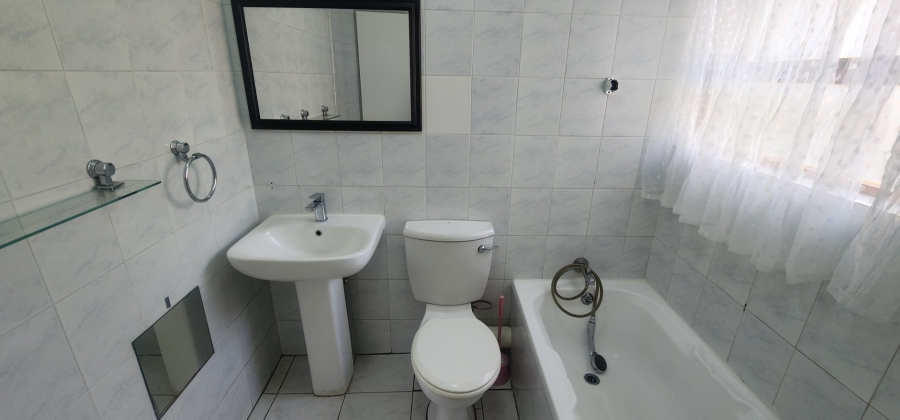 To Let 3 Bedroom Property for Rent in Bassonia Gauteng