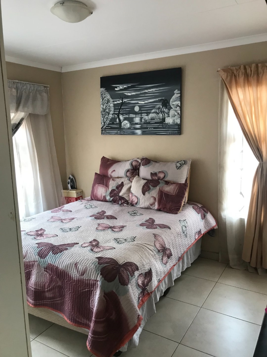 3 Bedroom Property for Sale in Toekomsrus Gauteng