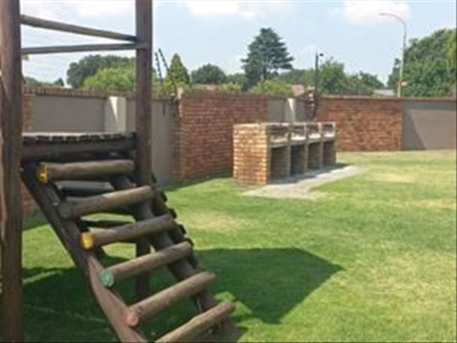 2 Bedroom Property for Sale in Van Dyk Park Gauteng