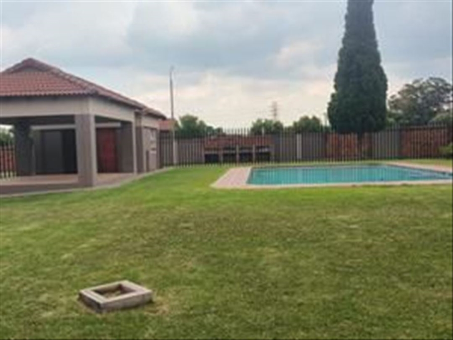 2 Bedroom Property for Sale in Van Dyk Park Gauteng