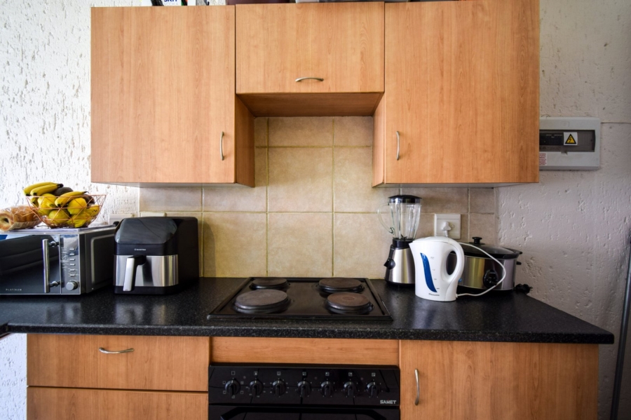 2 Bedroom Property for Sale in Hughes Gauteng