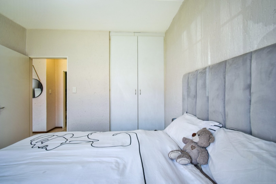 2 Bedroom Property for Sale in Hughes Gauteng