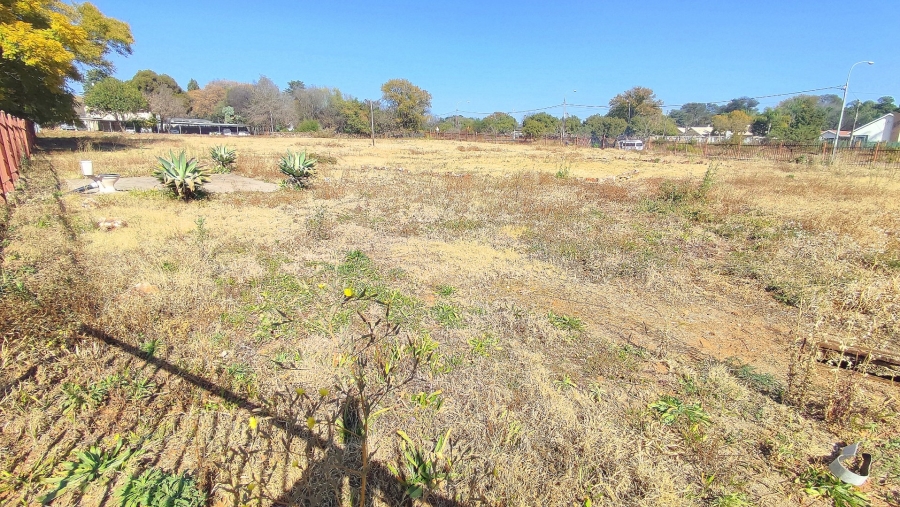 Commercial Property for Sale in Eldoraigne Gauteng