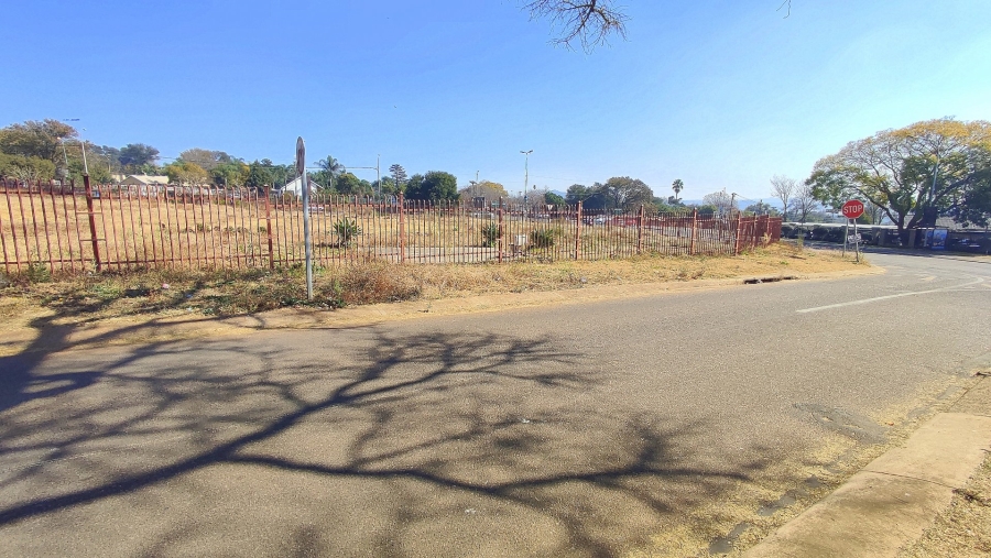 Commercial Property for Sale in Eldoraigne Gauteng