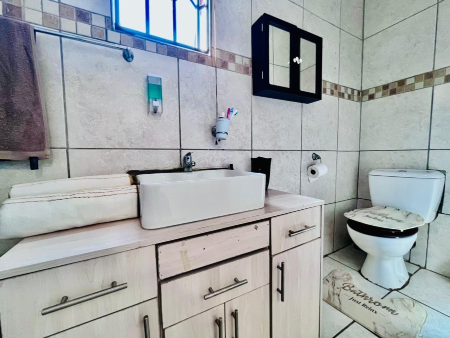 3 Bedroom Property for Sale in Soshanguve East Ext 5 Gauteng
