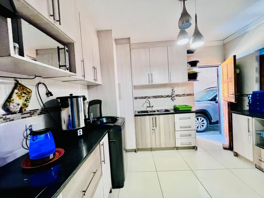 3 Bedroom Property for Sale in Soshanguve East Ext 5 Gauteng