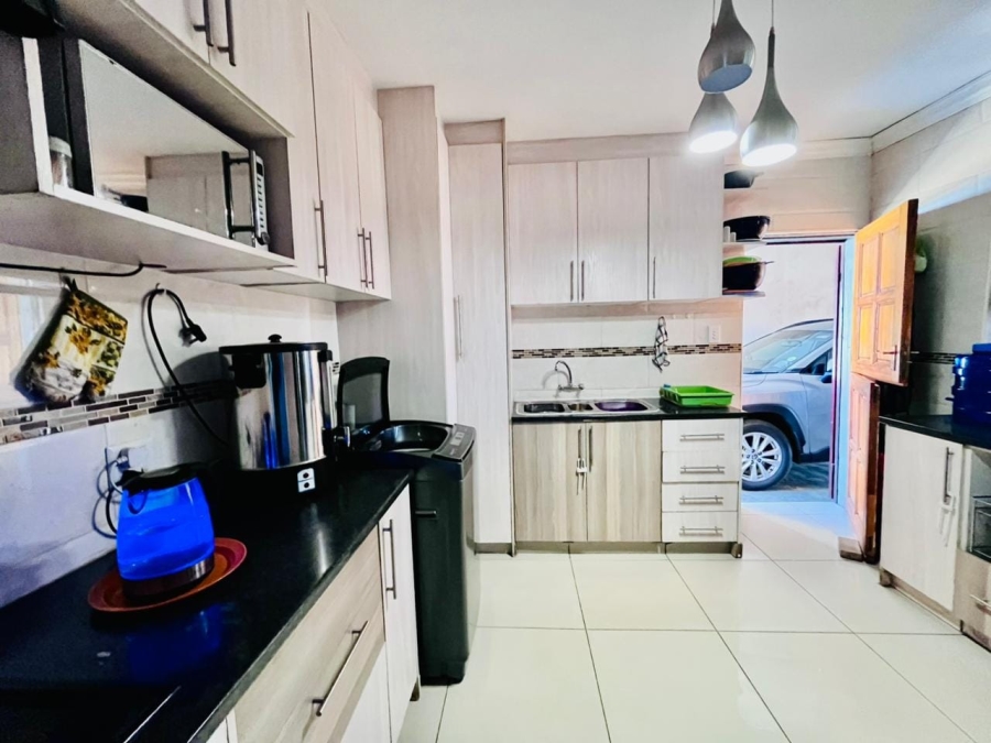3 Bedroom Property for Sale in Soshanguve East Ext 5 Gauteng