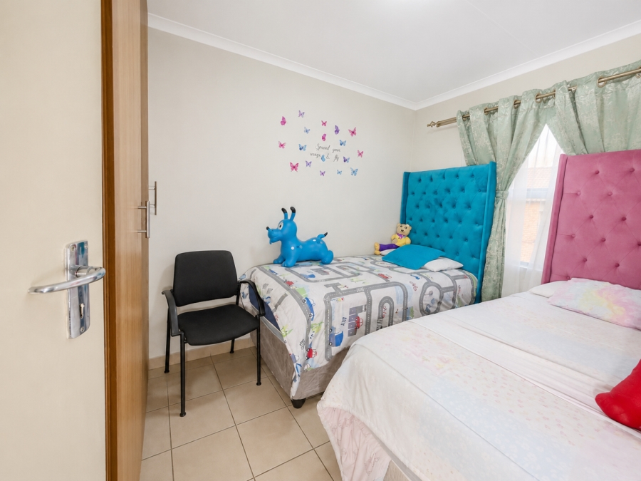2 Bedroom Property for Sale in Olifantsvlei Gauteng