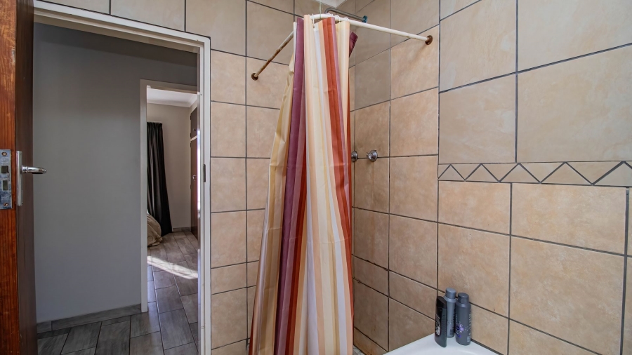 3 Bedroom Property for Sale in Bonaero Park Gauteng