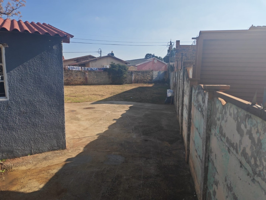 2 Bedroom Property for Sale in Lenasia Ext 2 Gauteng