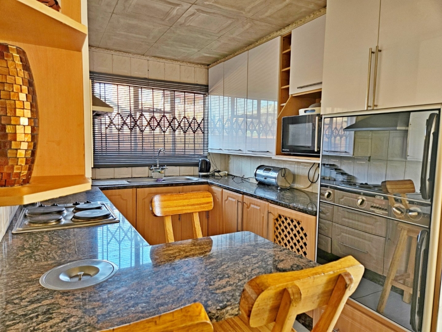 3 Bedroom Property for Sale in Ebony Park Gauteng