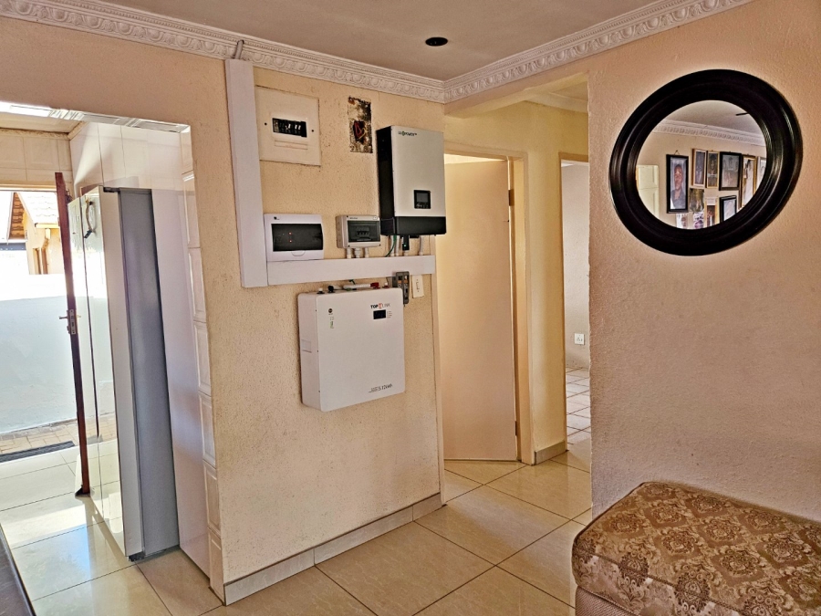 3 Bedroom Property for Sale in Ebony Park Gauteng