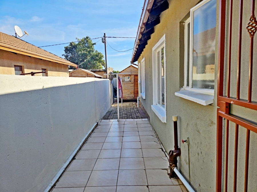 3 Bedroom Property for Sale in Ebony Park Gauteng