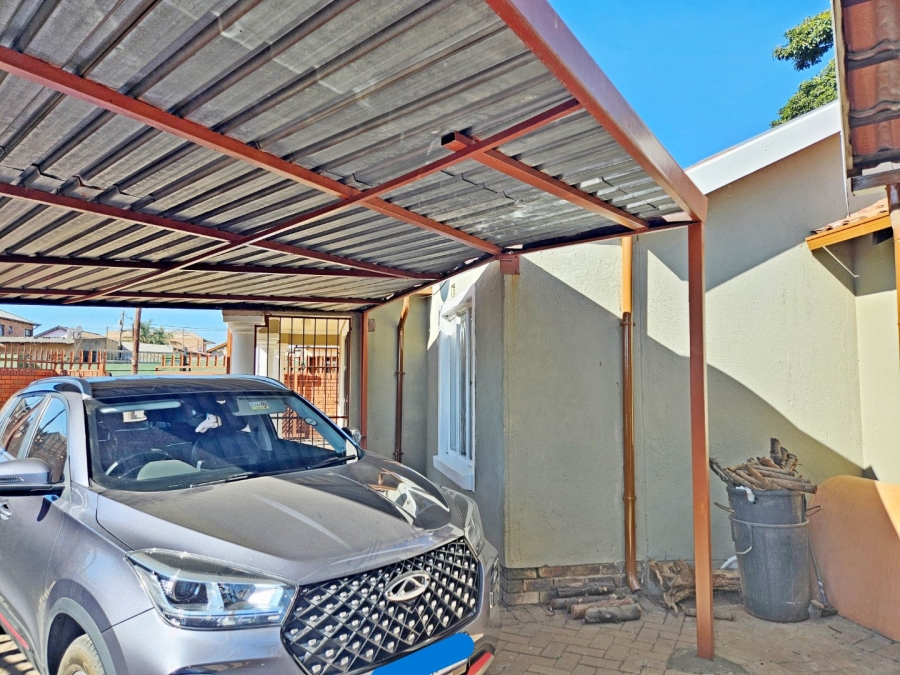 3 Bedroom Property for Sale in Ebony Park Gauteng