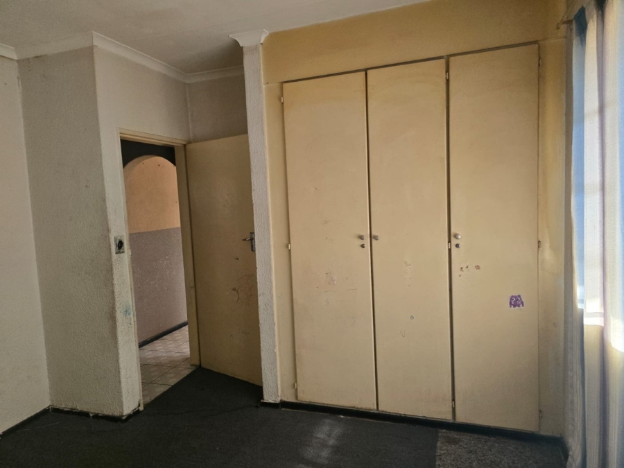 2 Bedroom Property for Sale in Ravensklip Gauteng