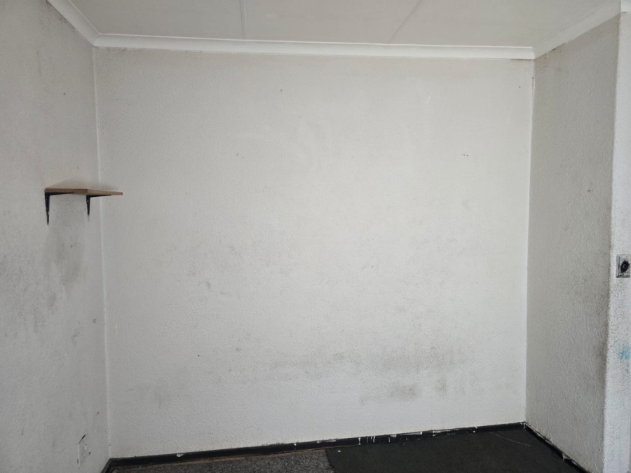 2 Bedroom Property for Sale in Ravensklip Gauteng