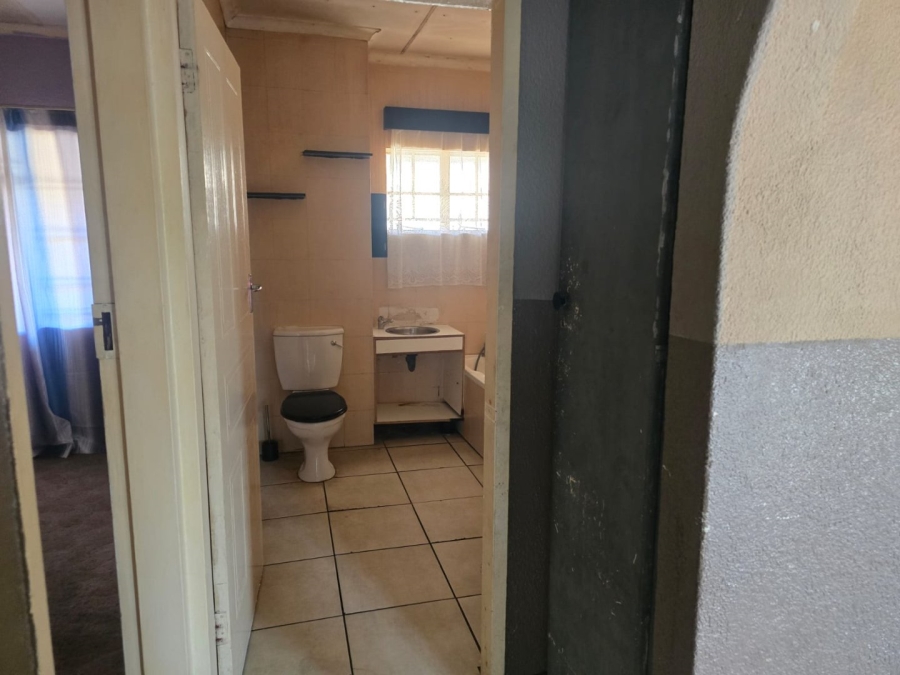 2 Bedroom Property for Sale in Ravensklip Gauteng