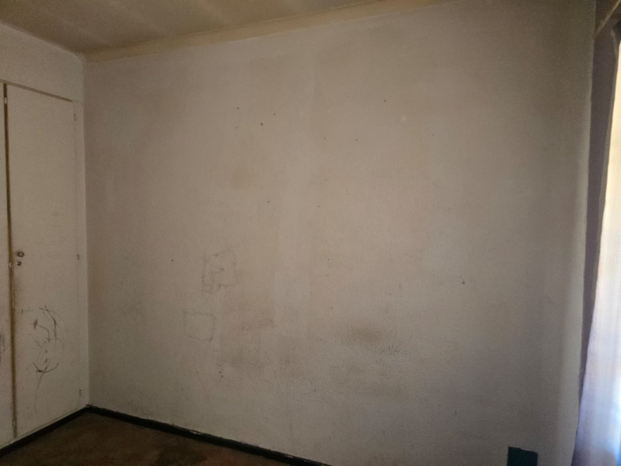2 Bedroom Property for Sale in Ravensklip Gauteng