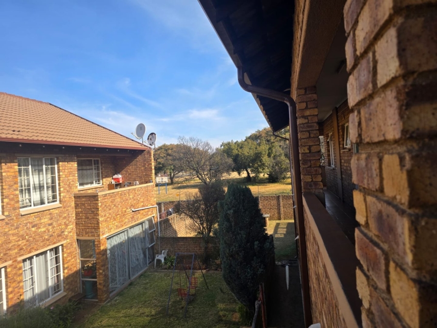 2 Bedroom Property for Sale in Ravensklip Gauteng