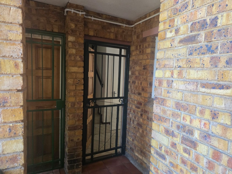 2 Bedroom Property for Sale in Marlands Gauteng