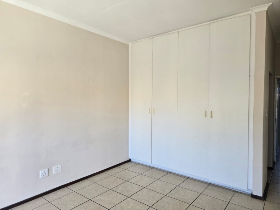 2 Bedroom Property for Sale in Marlands Gauteng