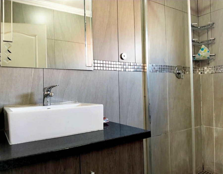 3 Bedroom Property for Sale in Amberfield Gauteng