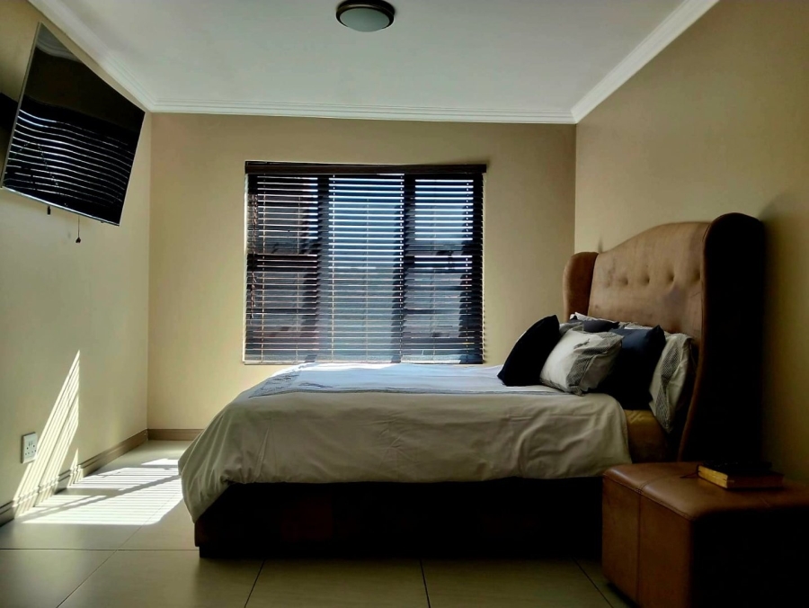 3 Bedroom Property for Sale in Amberfield Gauteng