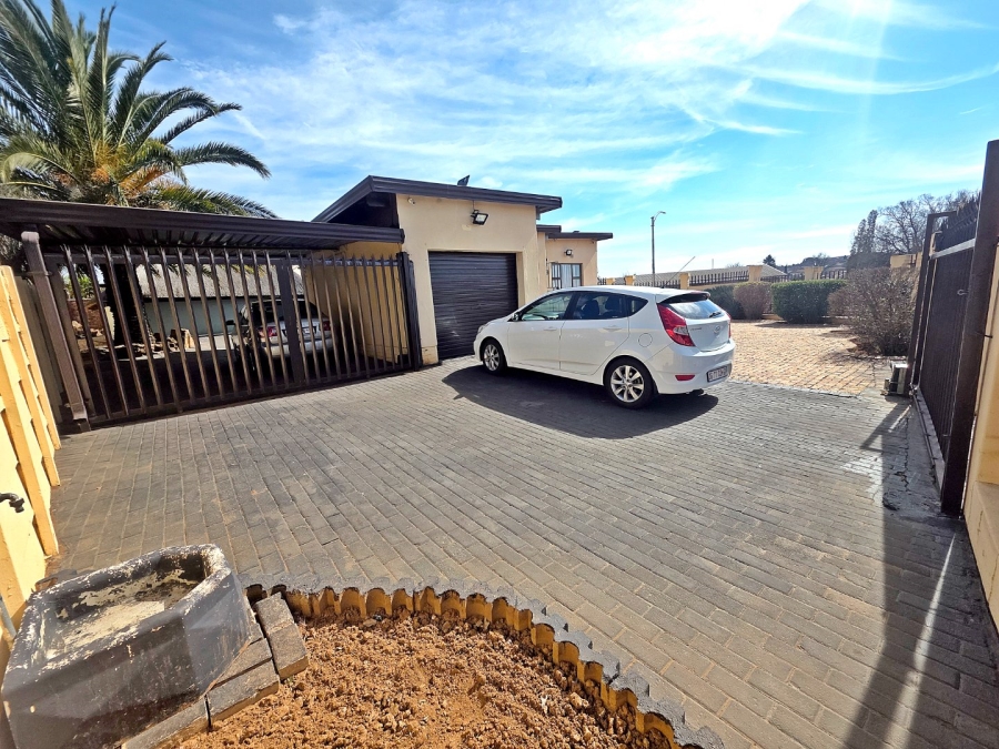 3 Bedroom Property for Sale in Visagie Park Gauteng