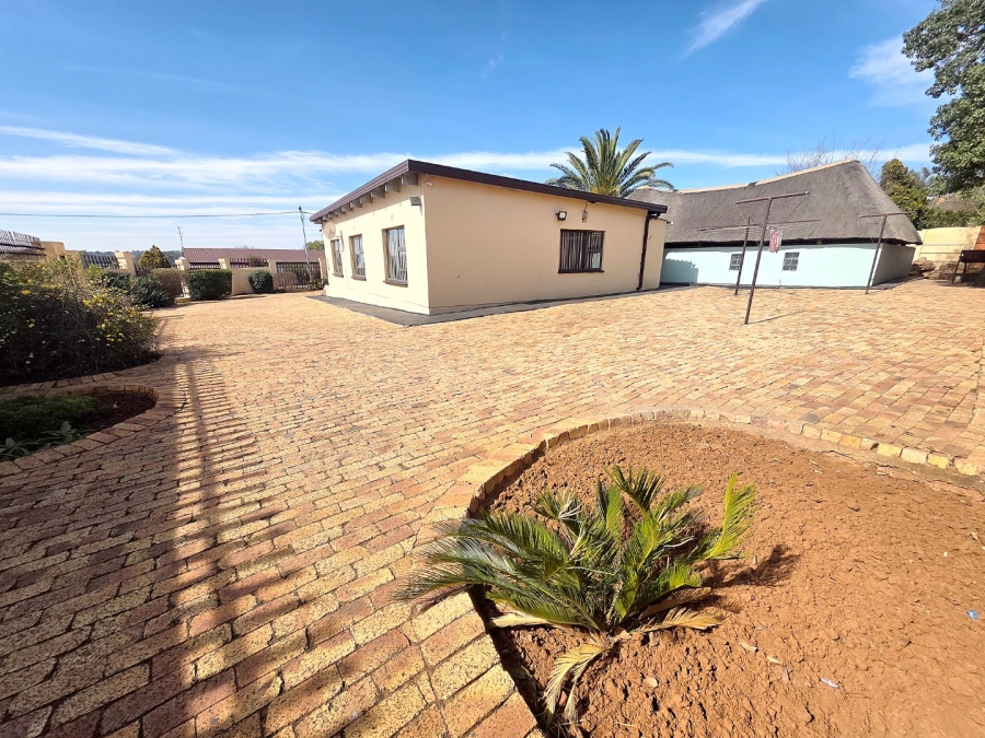 3 Bedroom Property for Sale in Visagie Park Gauteng