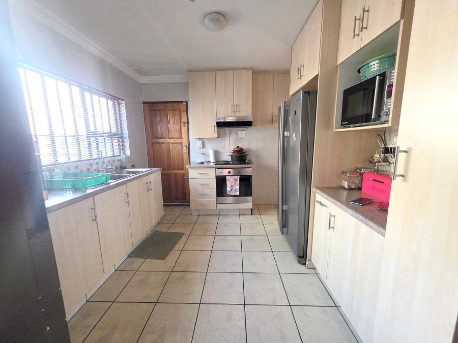 3 Bedroom Property for Sale in Visagie Park Gauteng