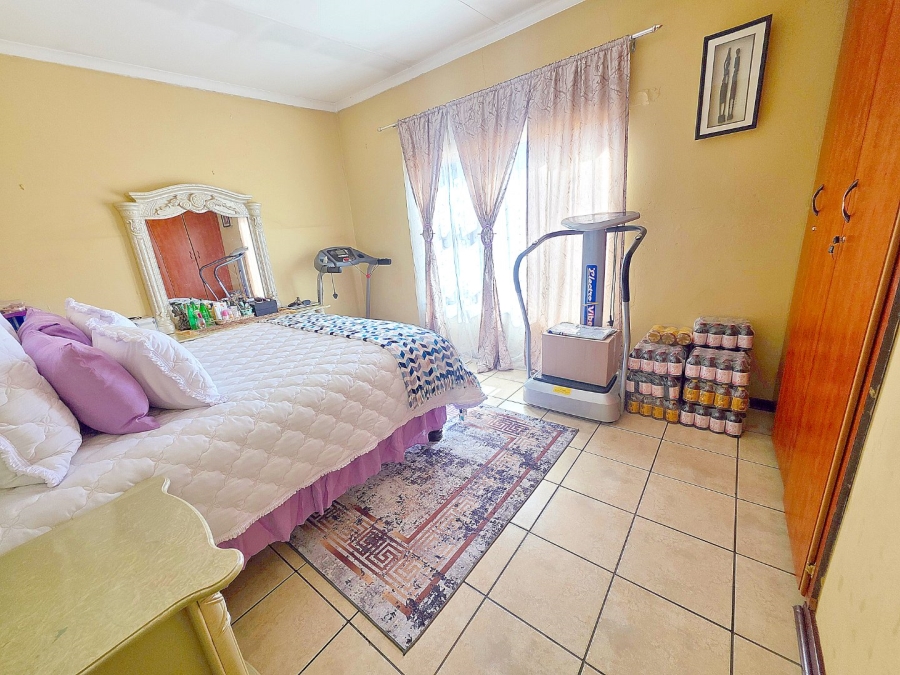 3 Bedroom Property for Sale in Visagie Park Gauteng