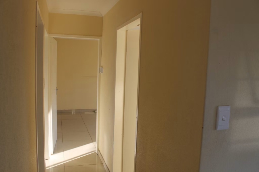 3 Bedroom Property for Sale in Toekomsrus Gauteng