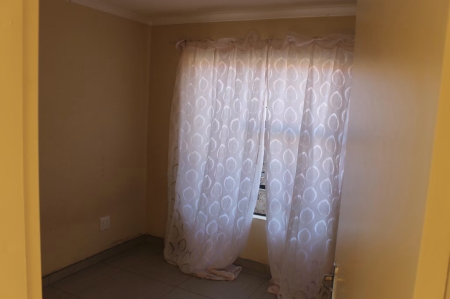3 Bedroom Property for Sale in Toekomsrus Gauteng