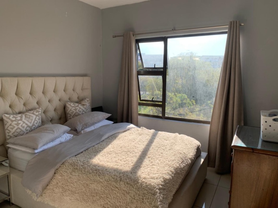 2 Bedroom Property for Sale in Waterstone Park Gauteng