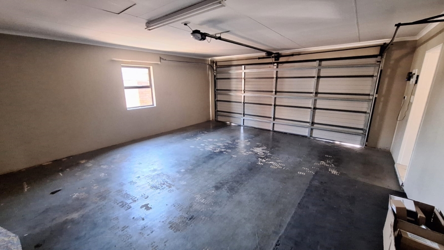3 Bedroom Property for Sale in Amberfield Valley Gauteng
