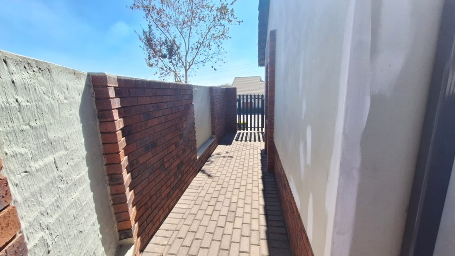 3 Bedroom Property for Sale in Amberfield Valley Gauteng