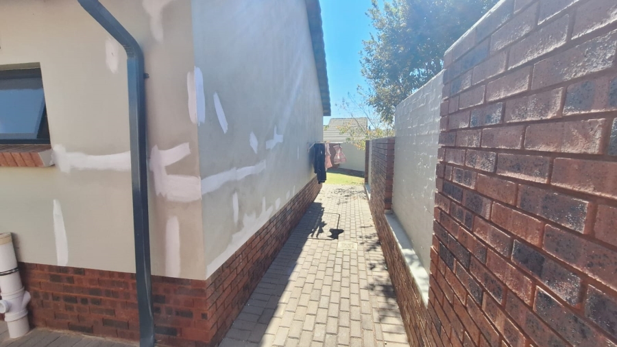 3 Bedroom Property for Sale in Amberfield Valley Gauteng