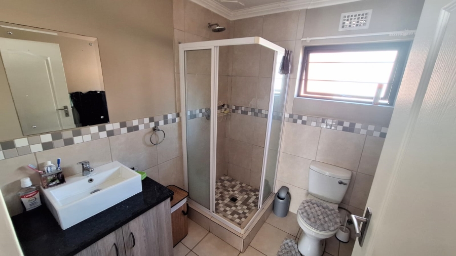3 Bedroom Property for Sale in Amberfield Valley Gauteng