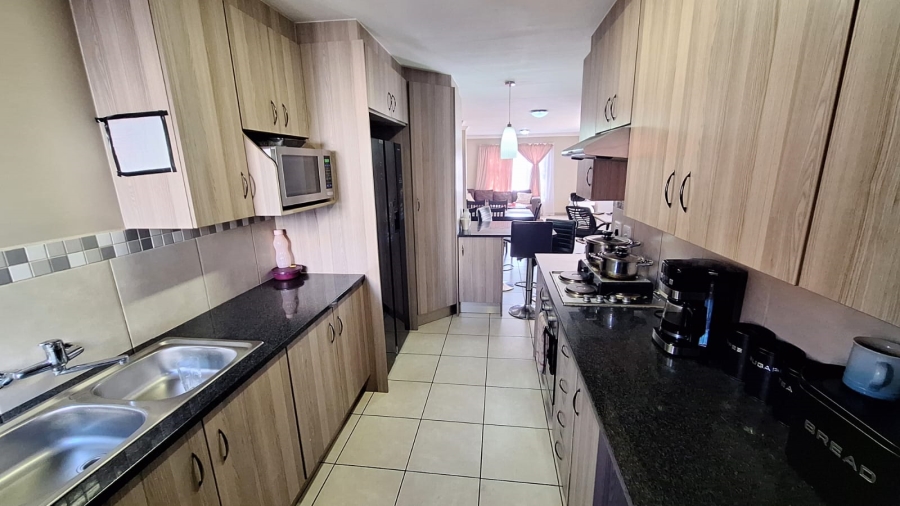 3 Bedroom Property for Sale in Amberfield Valley Gauteng