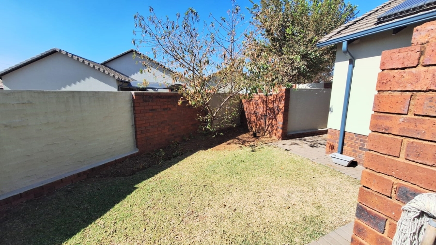 3 Bedroom Property for Sale in Amberfield Valley Gauteng