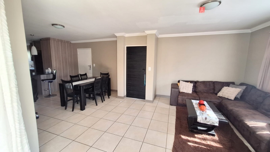 3 Bedroom Property for Sale in Amberfield Valley Gauteng