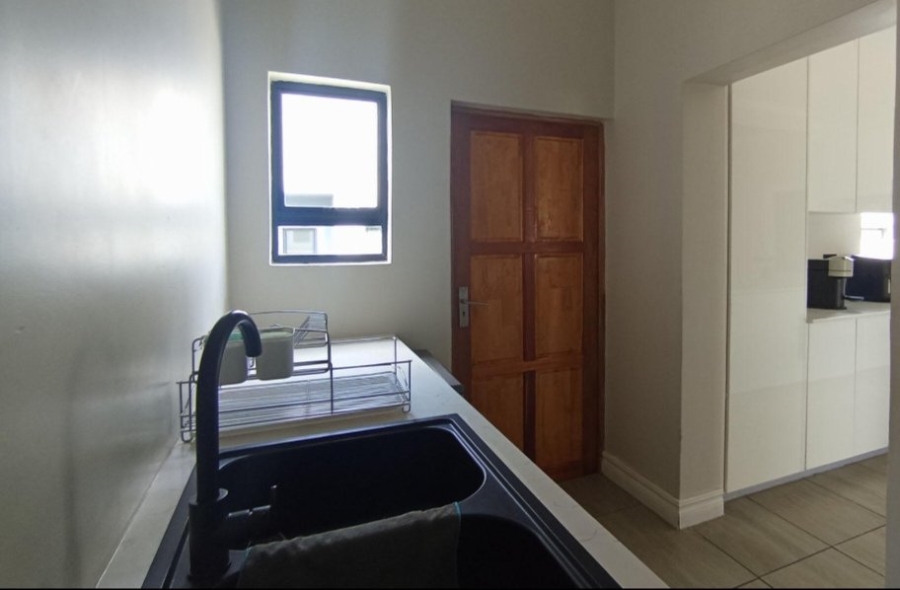4 Bedroom Property for Sale in Blue Valley Golf Estate Gauteng