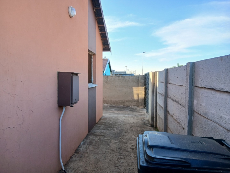 3 Bedroom Property for Sale in Sky City Gauteng