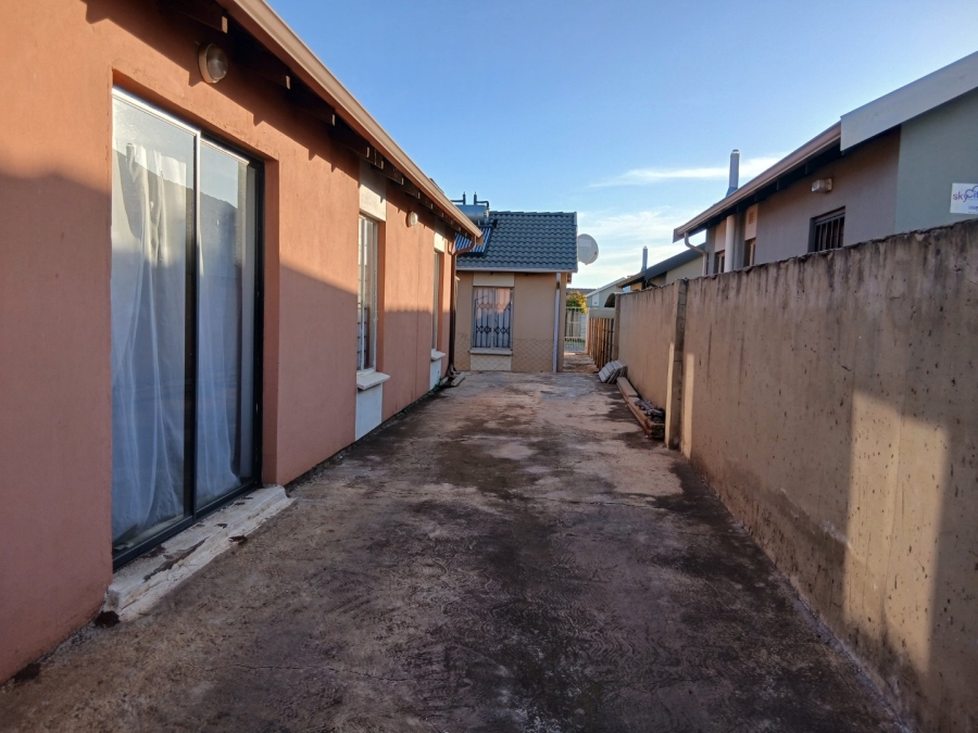 3 Bedroom Property for Sale in Sky City Gauteng