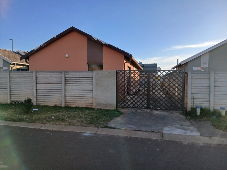3 Bedroom Property for Sale in Sky City Gauteng