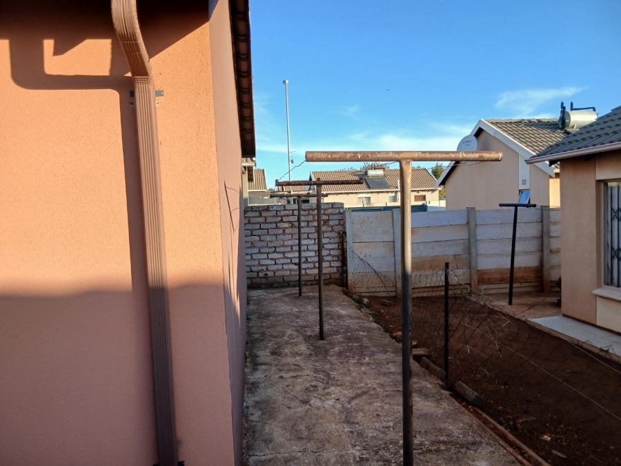 3 Bedroom Property for Sale in Sky City Gauteng