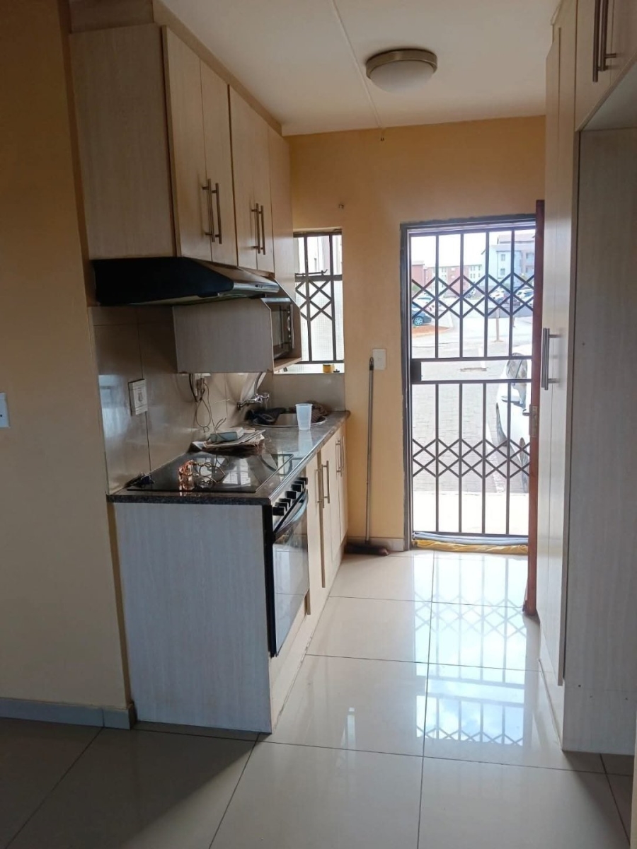To Let  Bedroom Property for Rent in Jabulani Gauteng