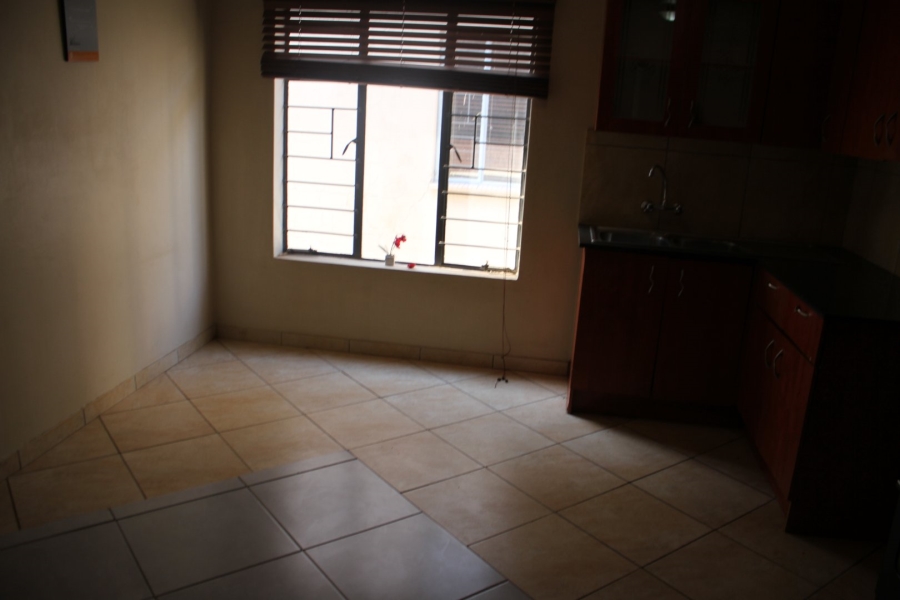 To Let 3 Bedroom Property for Rent in Jabulani Gauteng